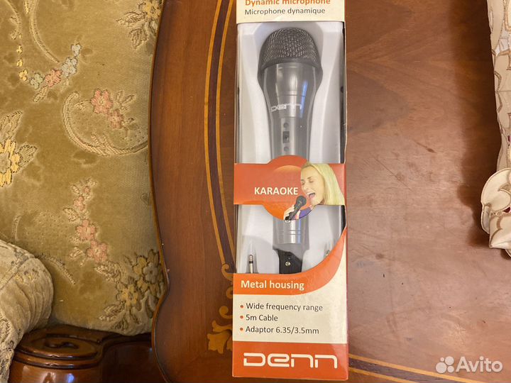 Проводной микрофон для караоке новые 2 штуки