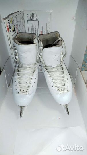 Фигурные коньки edea chorus 230