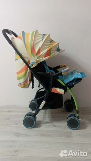 Прогулочная коляска