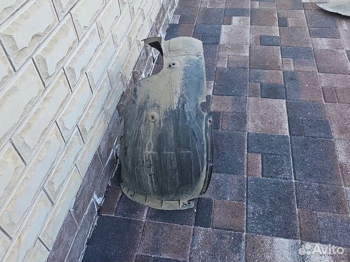 Подкрыльник передний левый на Киа Рио х-лайн