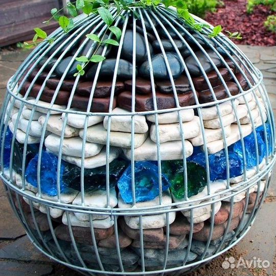 Садовая каркасная металлическая фигура