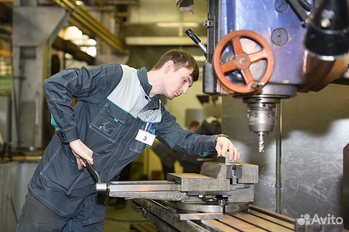 Слесарь мср вахта