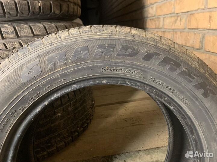 Dunlop Grandtrek ST30 225/65 R17 102H