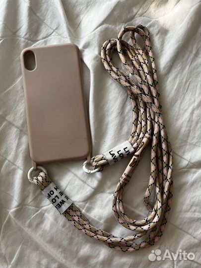 Чехол с ремешком iPhone xr