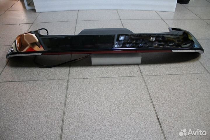 Land Cruiser 200 Спойлер Luxury Sport V6FX7