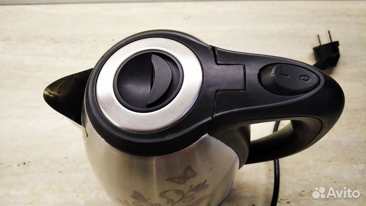 Чайник электрический Maxwell