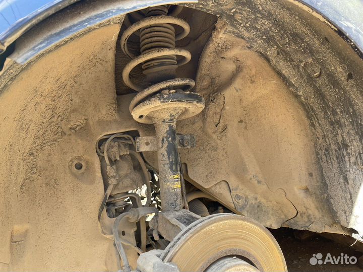 Рено гранд сценик передние стойки