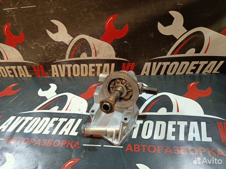 Кронштейн масляного фильтра Volkswagen Jetta/Bora