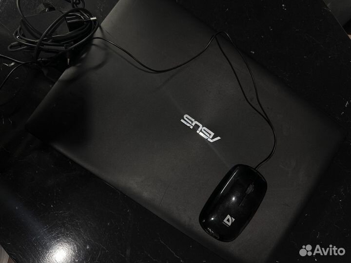 Ноутбук asus
