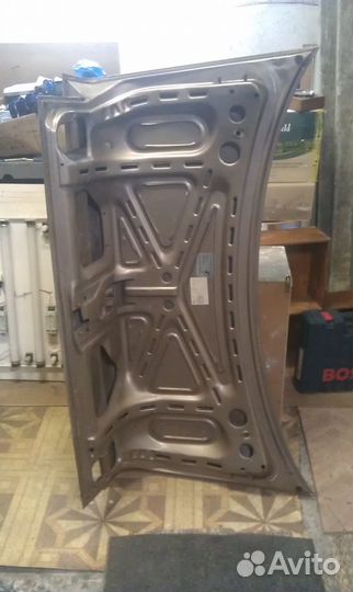 Крышка багажника Audi 100, 44кузов, С3