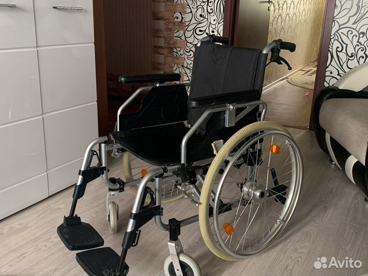 Коляска инвалидная