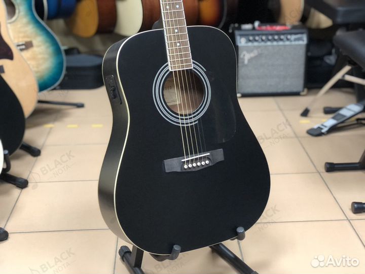 Электро-акустическая гитара Parkwood W81E-BKS