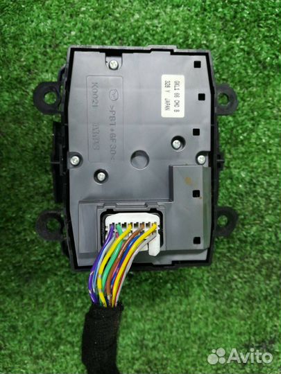 Джойстик управления мультимедиа Mazda 6 3 GKL166CM