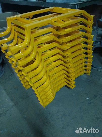 Подрамник раздатки на ниву