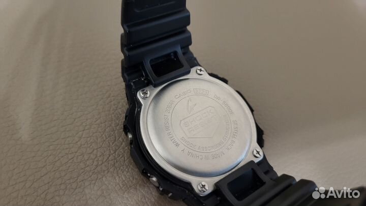 Наручные часы casio DW-5600E-1V, черный