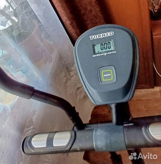 Эллиптический тренажер torneo