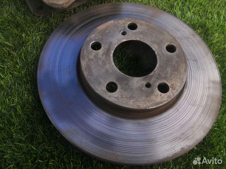 Суппорт тормозные диски Toyota Solara 1