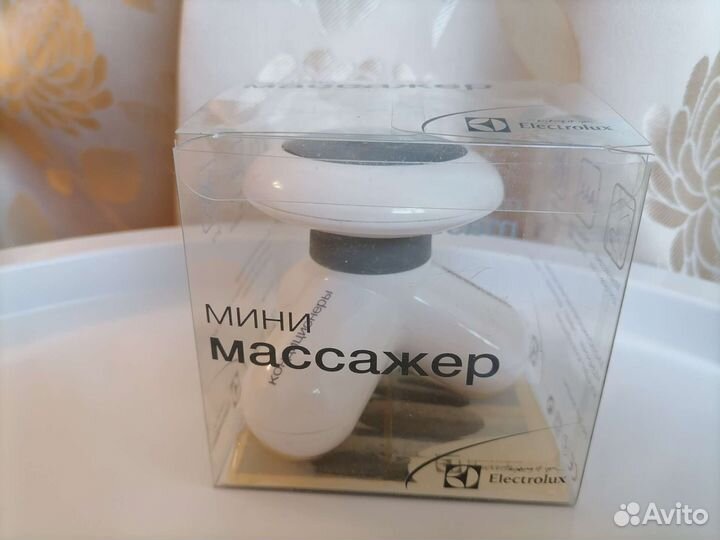 Мини массажёр Electrolux