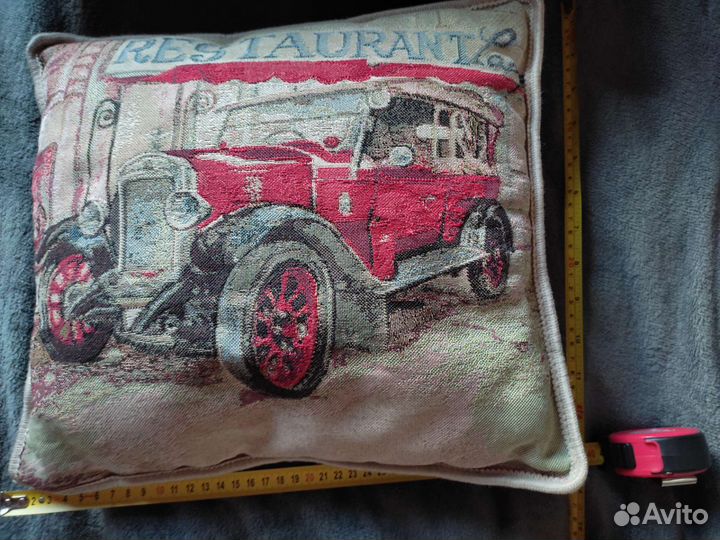 Подушки для дивана бу