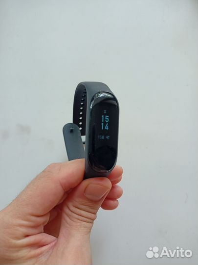 Фитнес браслет Xiaomi Mi Band 3