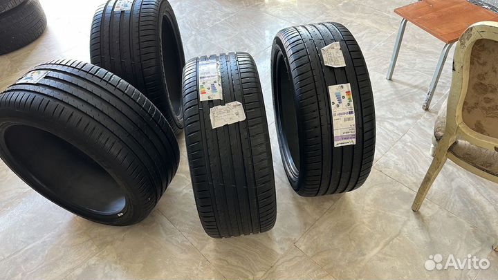 Michelin Pilot Sport 4 SUV 275/40 R21 и 315/35 R21