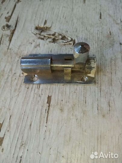 Петли для окон, дверей