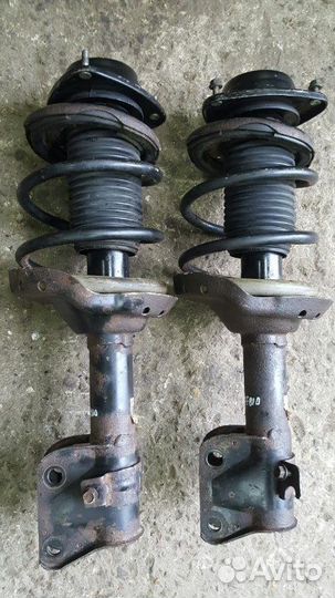 Передние амортизаторы Subaru Impreza Wrx Sti GD