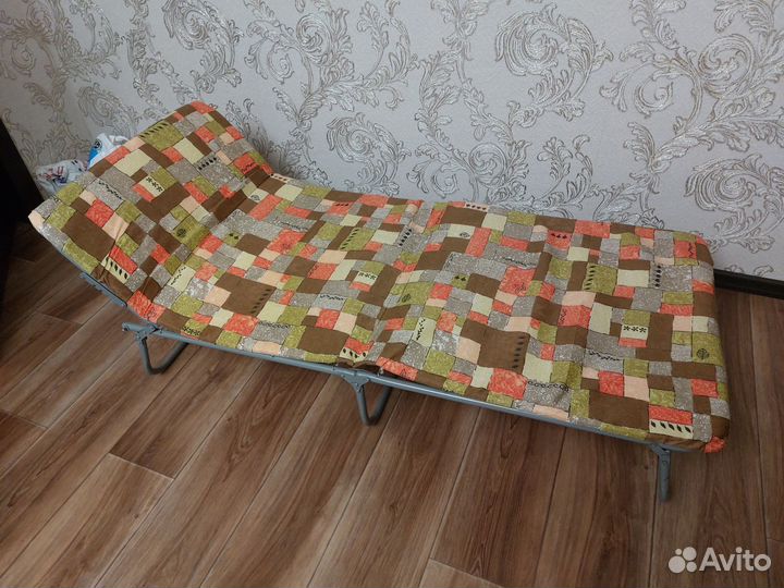 Раскладушка детская с матрасом