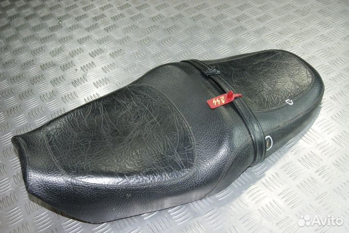 Сидение Suzuki Bandit 400V-2