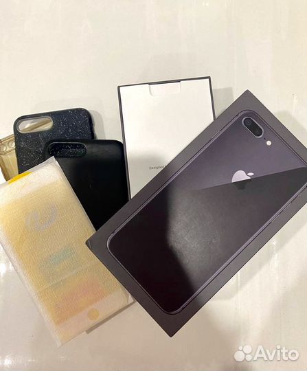 iPhone 8 Plus, 64 ГБ