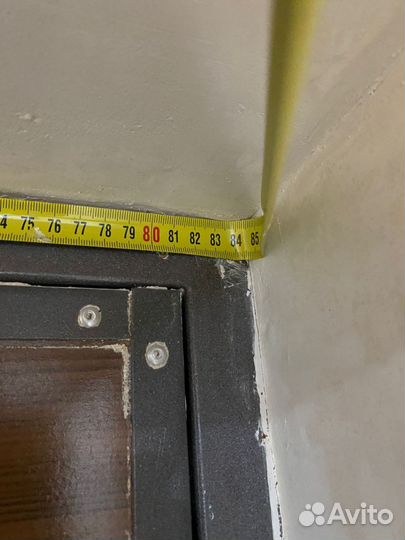 Дверь входная металлическая от застройщика