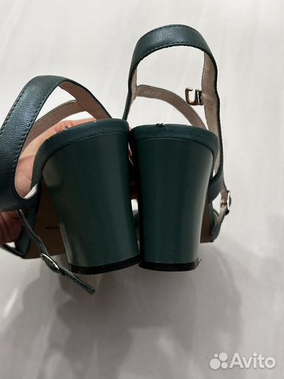 Босоножки 37