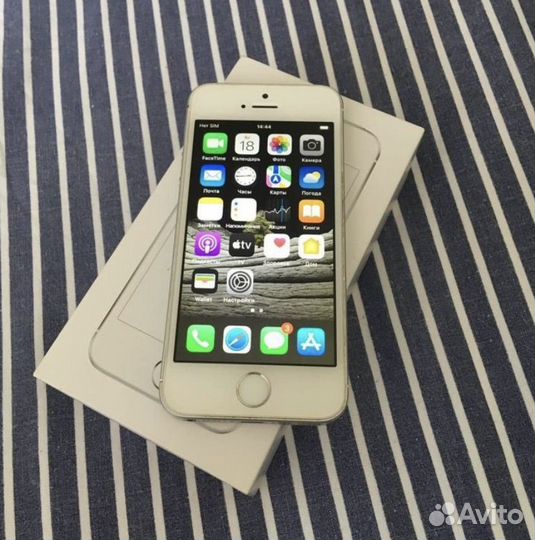 iPhone SE, 32 ГБ