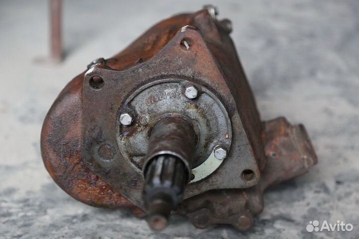 Кпп варшава жук ныса газ-69 УАЗ-450 газ-21 УАЗ-469