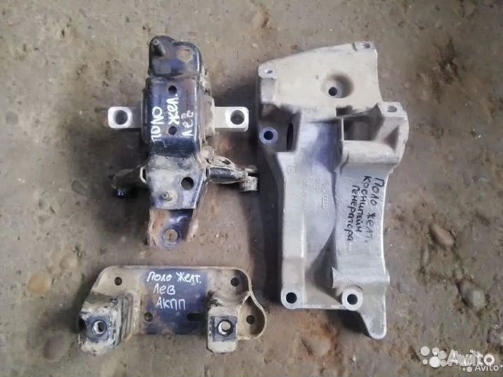 Volkswagen Polo 2006 хетчбек Опора