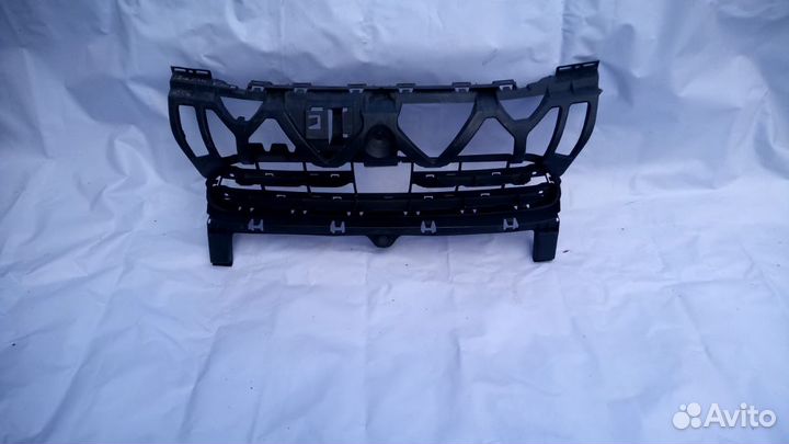 Porsche Cayenne 958 решётка переднего бампера