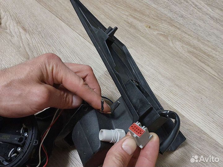 Крепление зеркала форд фокус 2