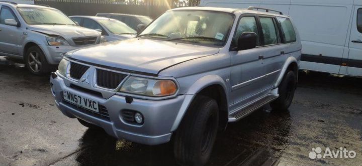 Панель приборов Mitsubishi Pajero Sport K90