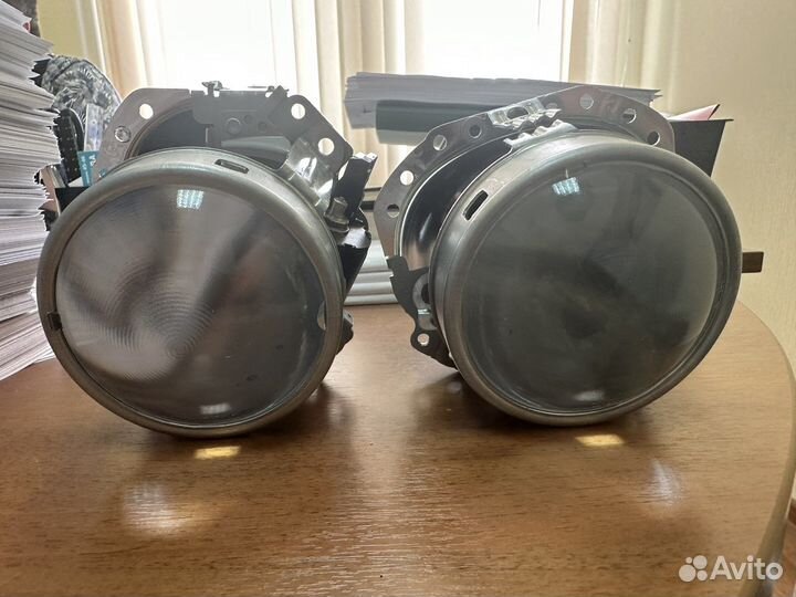 Линзы для фар BMW X5 2005 года рестайлинг