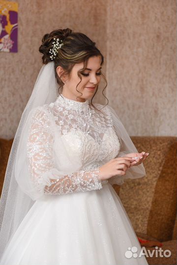 Свадебное платье