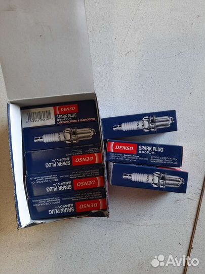 Свеча зажигания Denso XU22EPR-U 