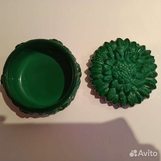 Малахитовая шкатулка