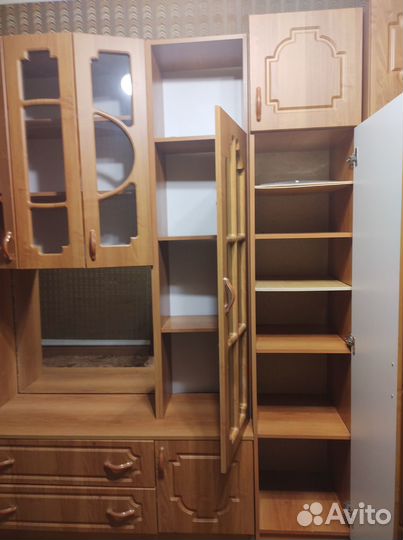 Стенка в гостиную бу