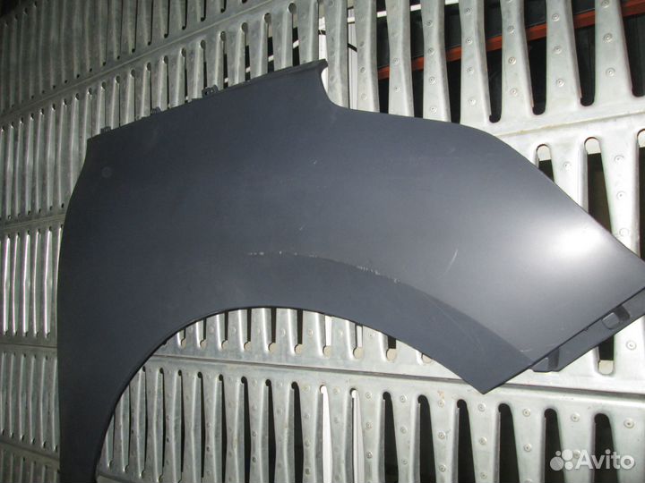Крыло правое переднее Renault Scenic IV 16-22