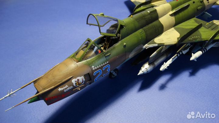 1/48 Модель самолета Су-17/22