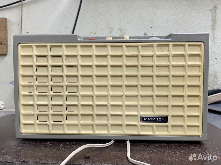 Радиоприемник СССР, проигрыватель пластинок