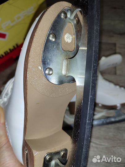 Коньки фигурные