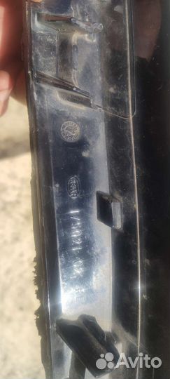 Стекло фары jetta 6