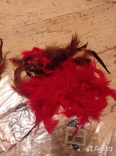 Перья, стразы, глиттеры,слюда для визажа, ногтей