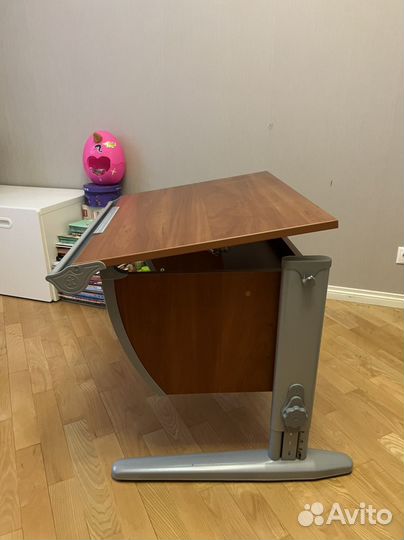 Растущая парта и стул